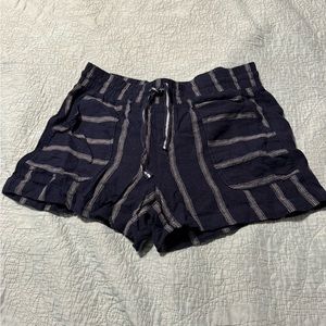 Maurice’s Pull On Navy Striped Shorts - Size M